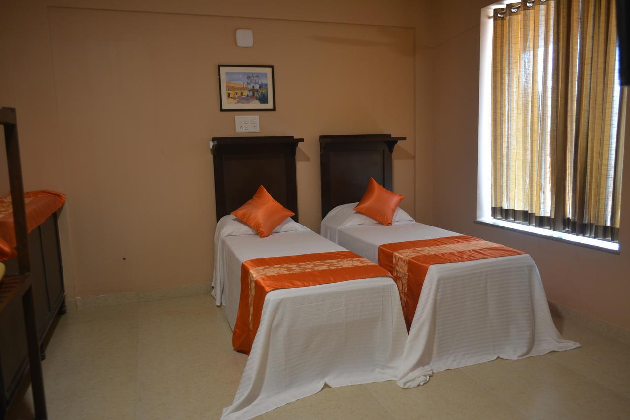 Dimar Beach Hotel Calangute Extérieur photo